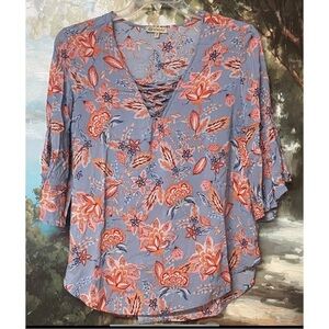 Democracy Women’s size Medium Blue and Orange Floral 3/4 bell Sleeves Blouse